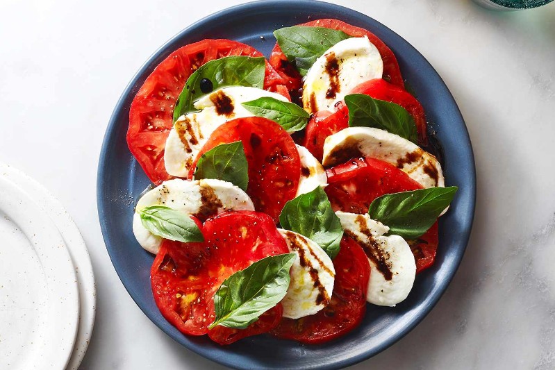 Caprese Salad (Insalata Caprese)